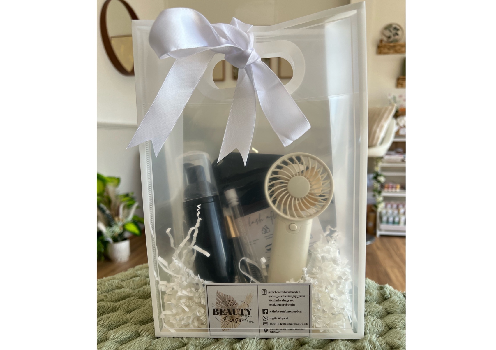 🚨 SALE- NOW £10 🚨 Lash after care kit