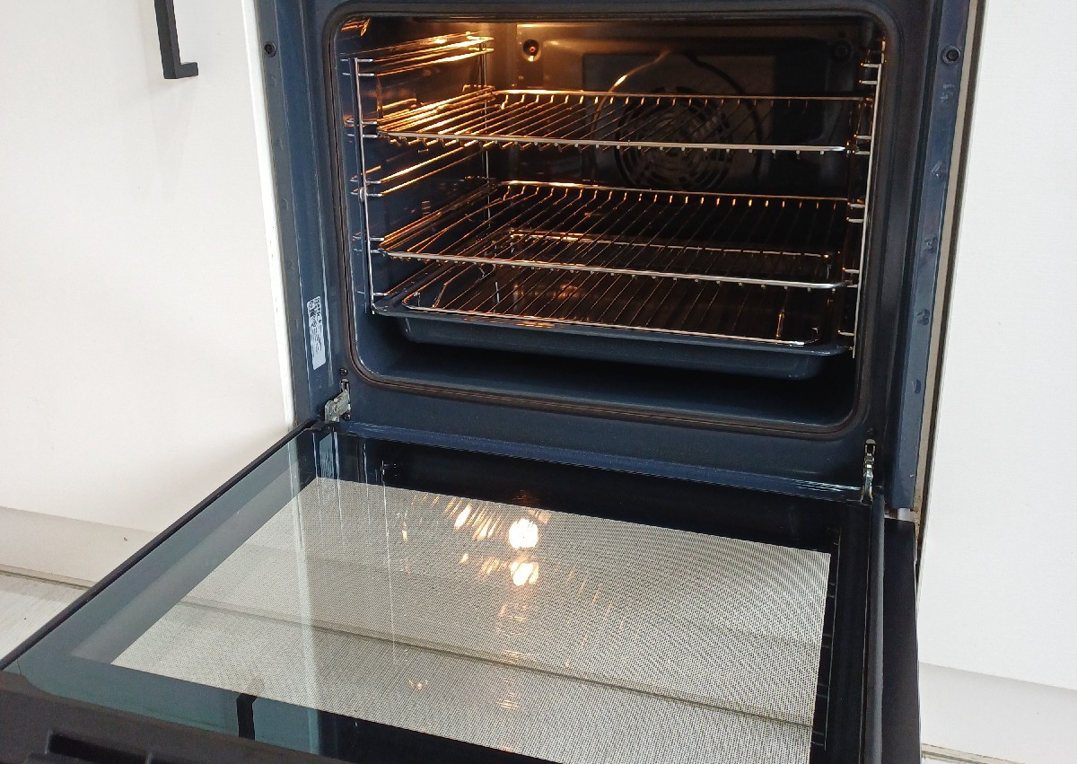 Single Oven (2/2)