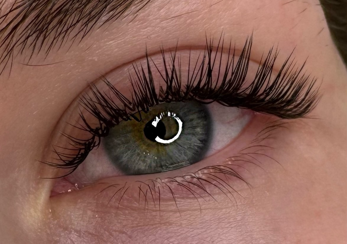 1:1 Classic / very natural lashes INFILL