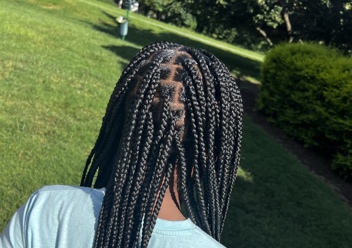 Kid’s Medium Knotless Braids🤍