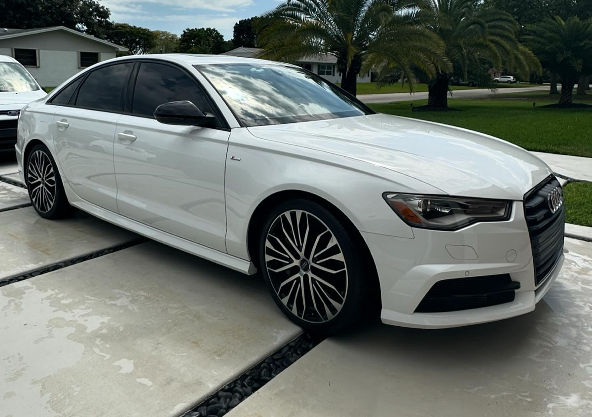 FULL DETAIL WASH SEDAN