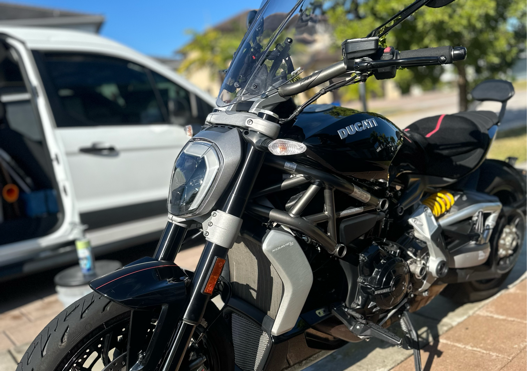 FULL DETAIL WASH & POLISH