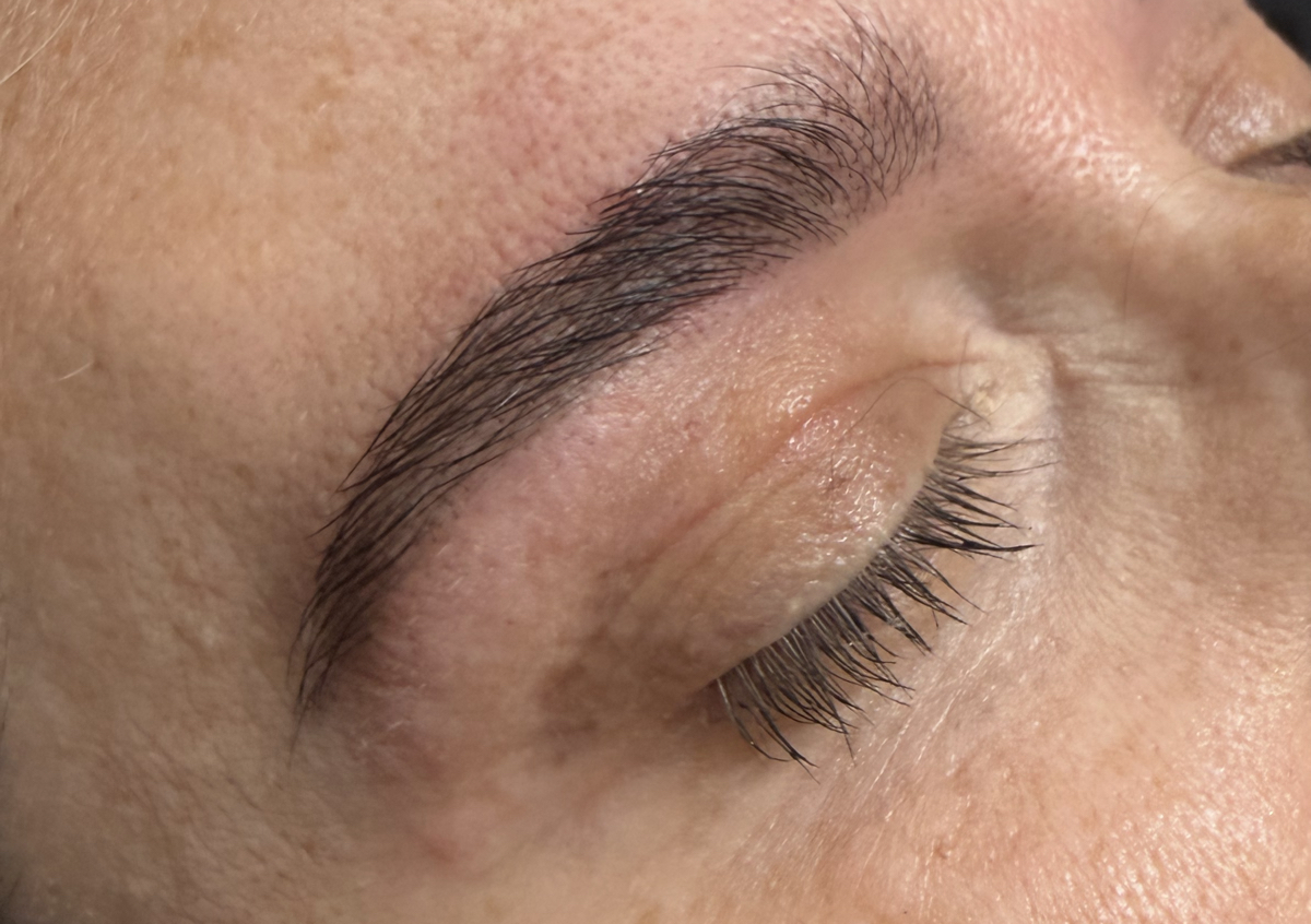 Brow Wax & Tint