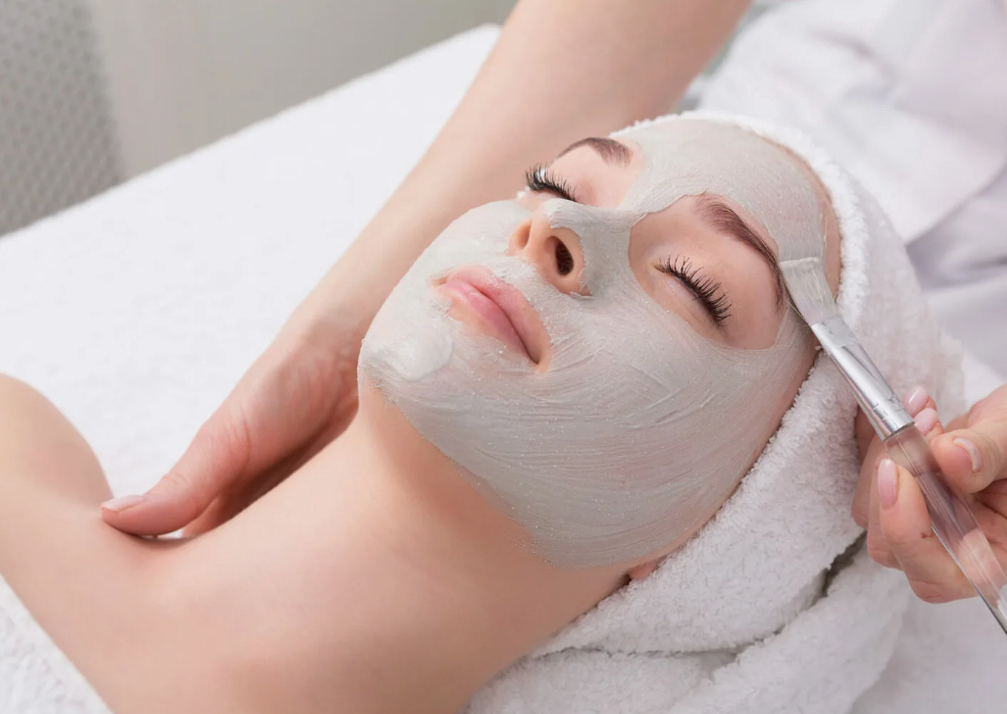 Facial. Glycolic Peel One session