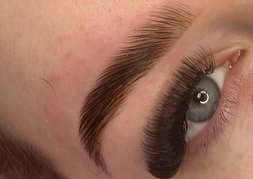 Brow lamination (includes Wax And Tint)