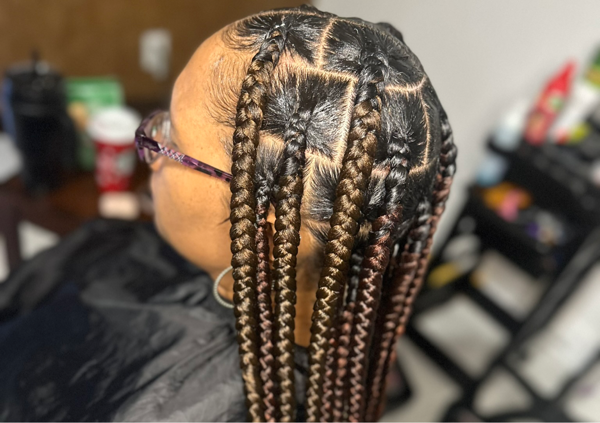 Large Knotless Braids