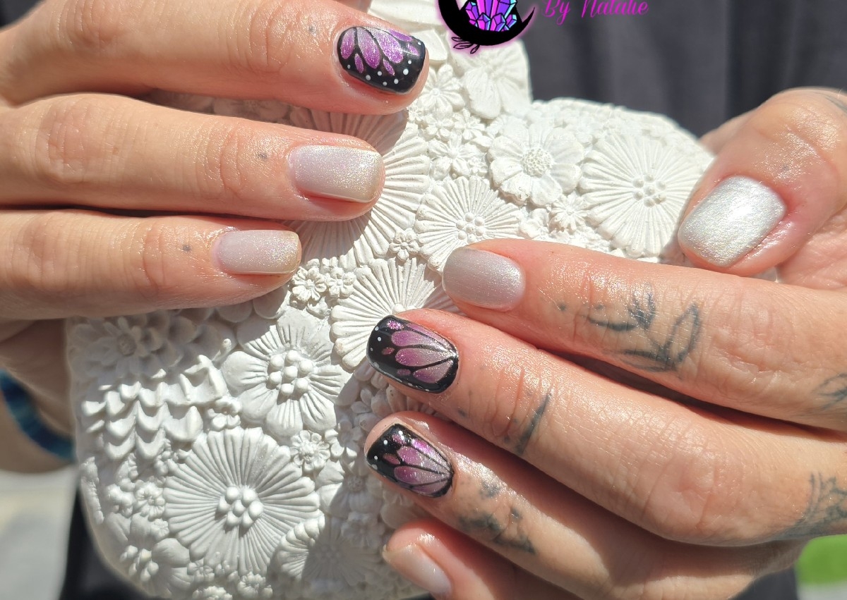 Builder gel with Nail art - Short / medium length nails.