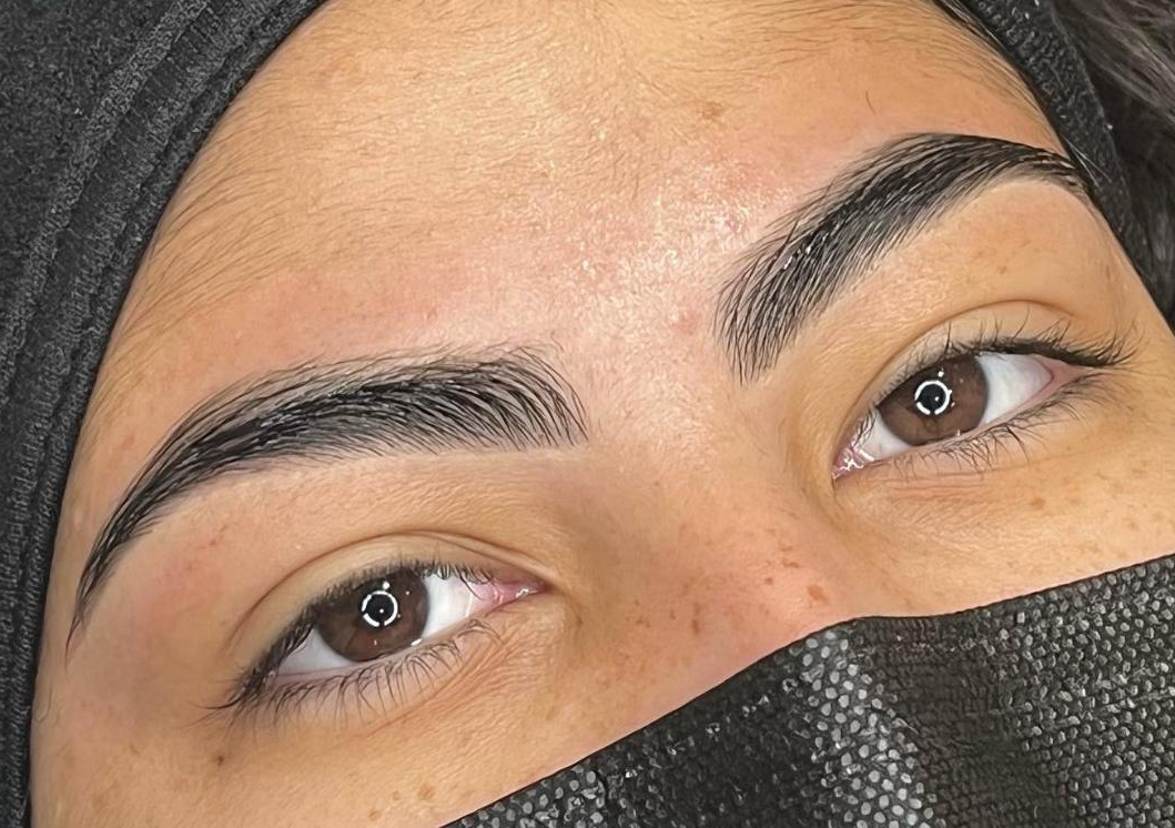 Epilación de Cejas con Cera