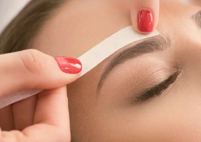 Eyebrow wax 