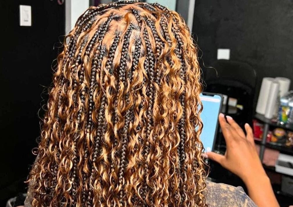 Medium size Boho bob,  ( hair not included)