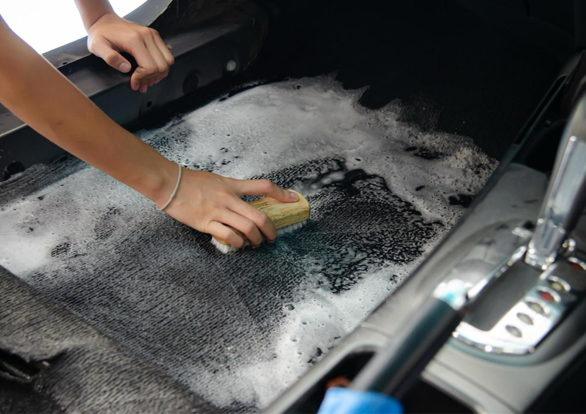 GAS OR OIL SPILL DEEP CLEANING (please call or stop by)