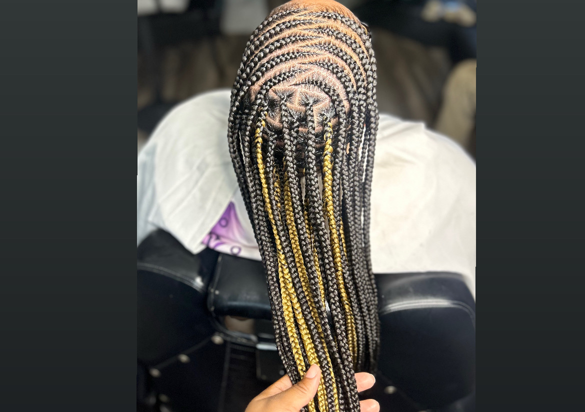 Half feed in with knotless (midback)