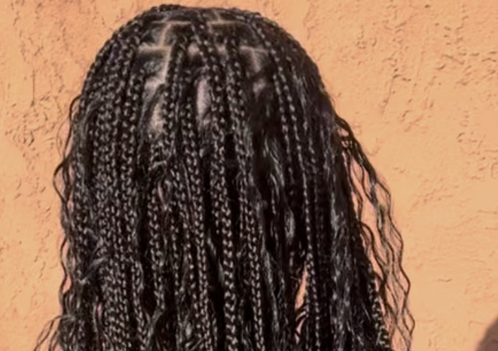Smedium Knotless Braids