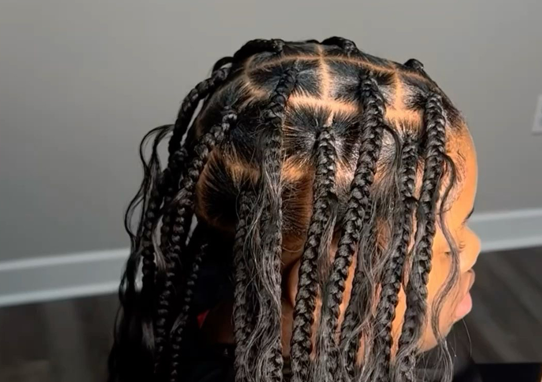 Large Knotless Braids
