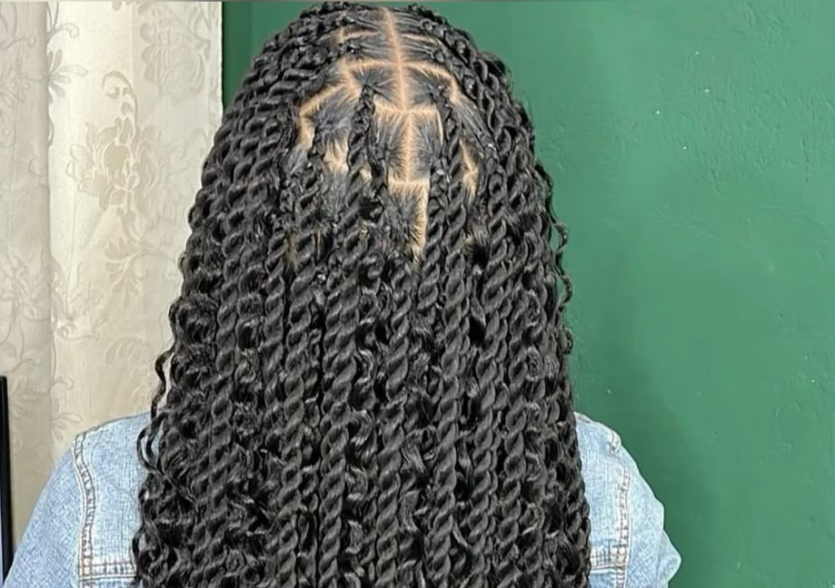 Medium Island Twists