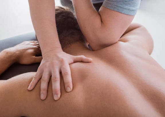 Thai with deep tissue sports massage 