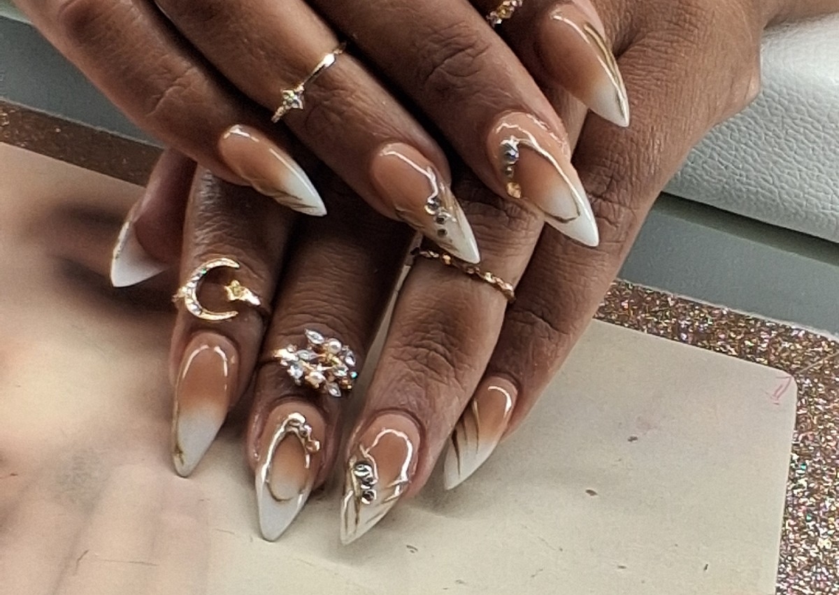 Uñas almonds with diseño  3D size M 