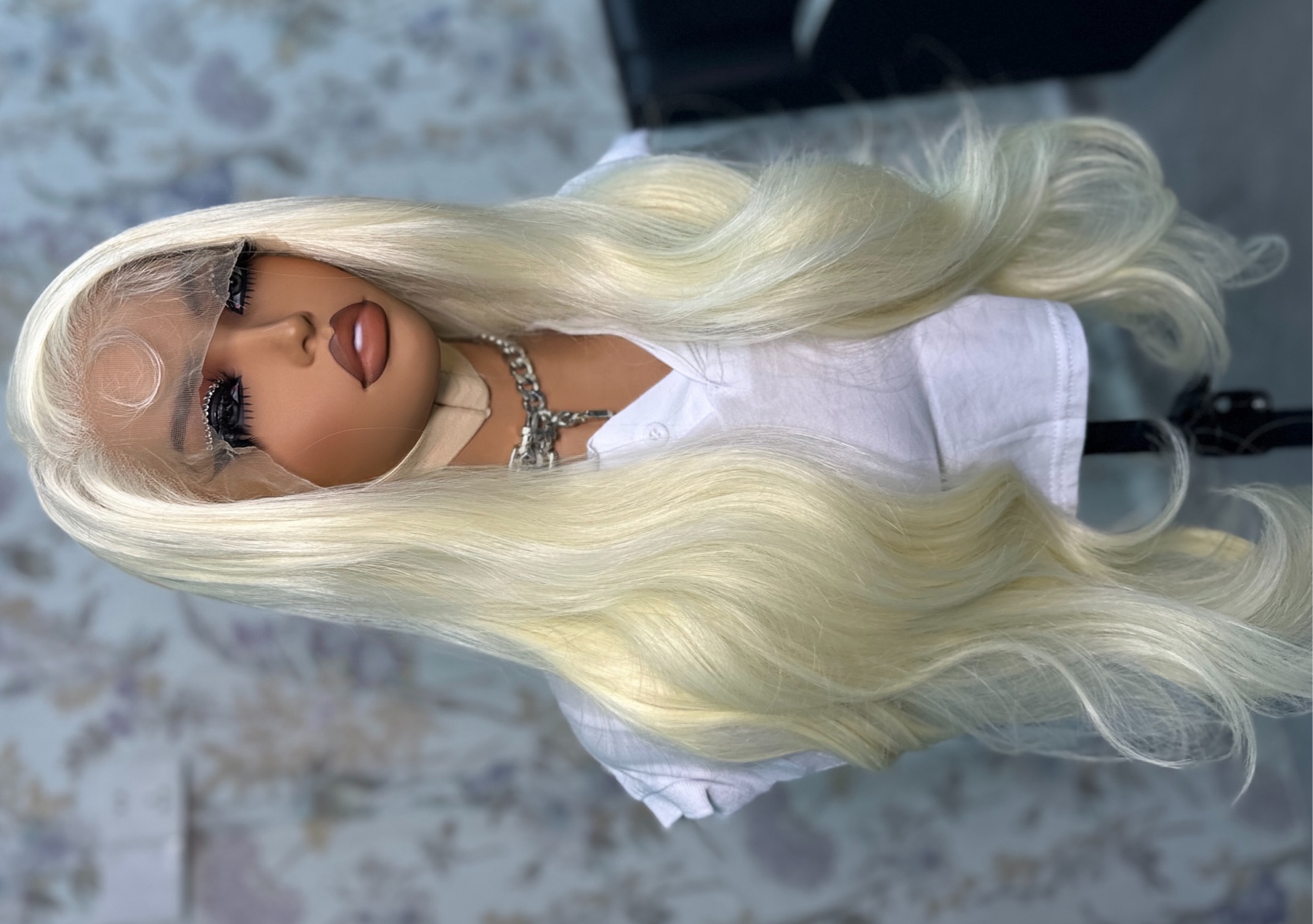 613 blond 30” body wave wig blend hair 13x4 lace 