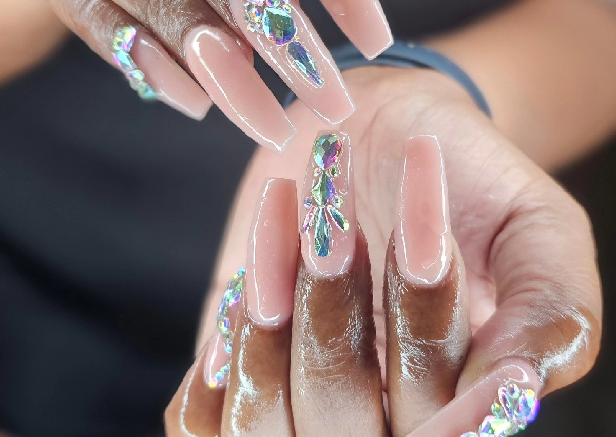 Unlimited Nail Designs + Bling