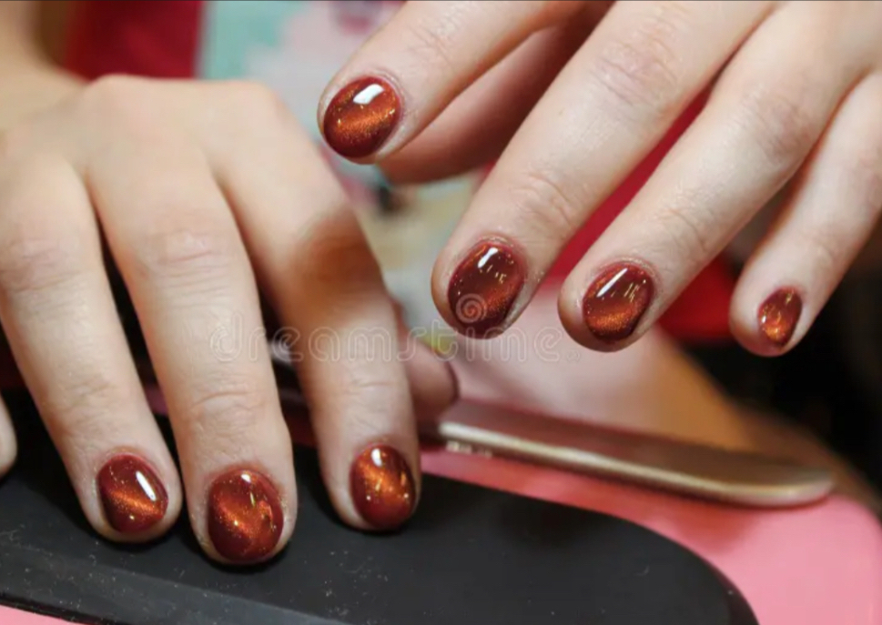 Cat Eyes Gel Design / finger