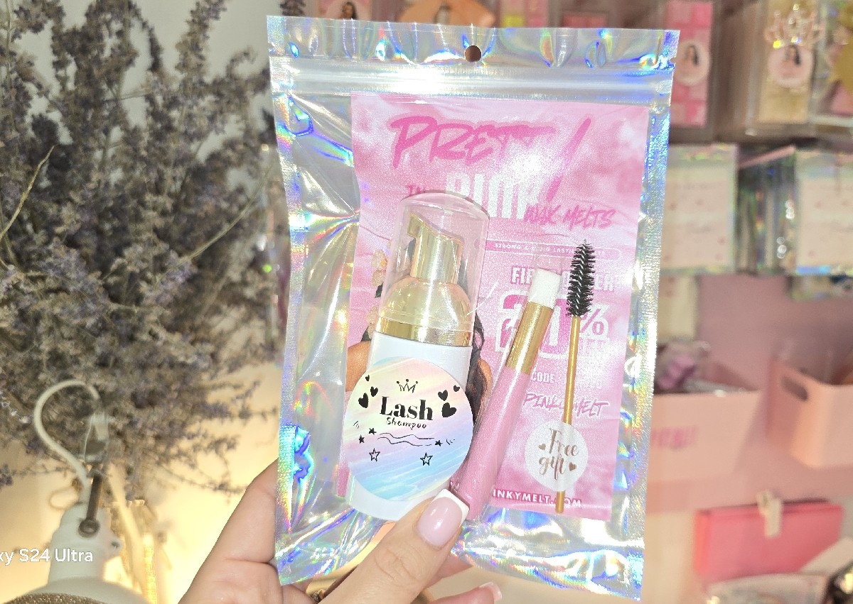 Lash Shampoo kit 🍓
