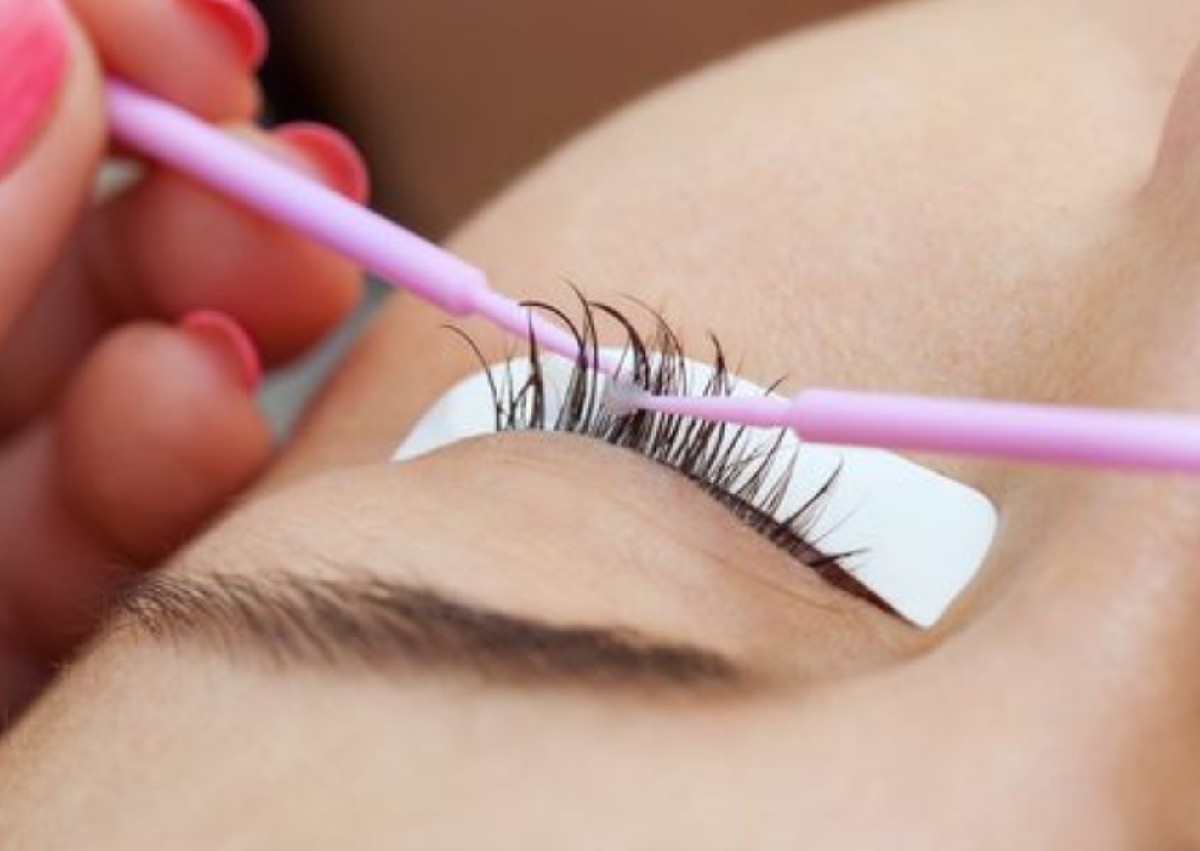 Lash Removal  𝟏𝟎𝐚𝐦-𝟔𝐩𝐦 𝐎𝐍𝐋𝐘