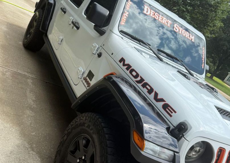 Exterior wash only large SUV/ Trucks