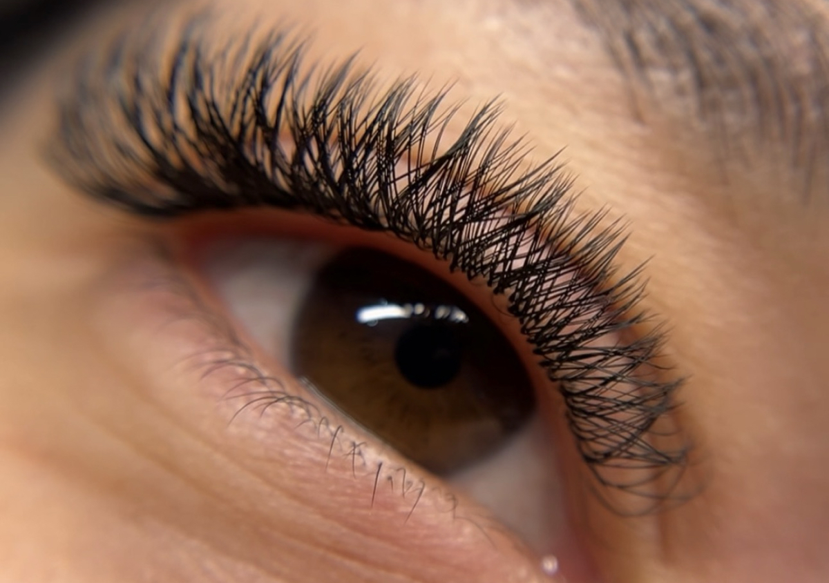 Hawaian lashes 