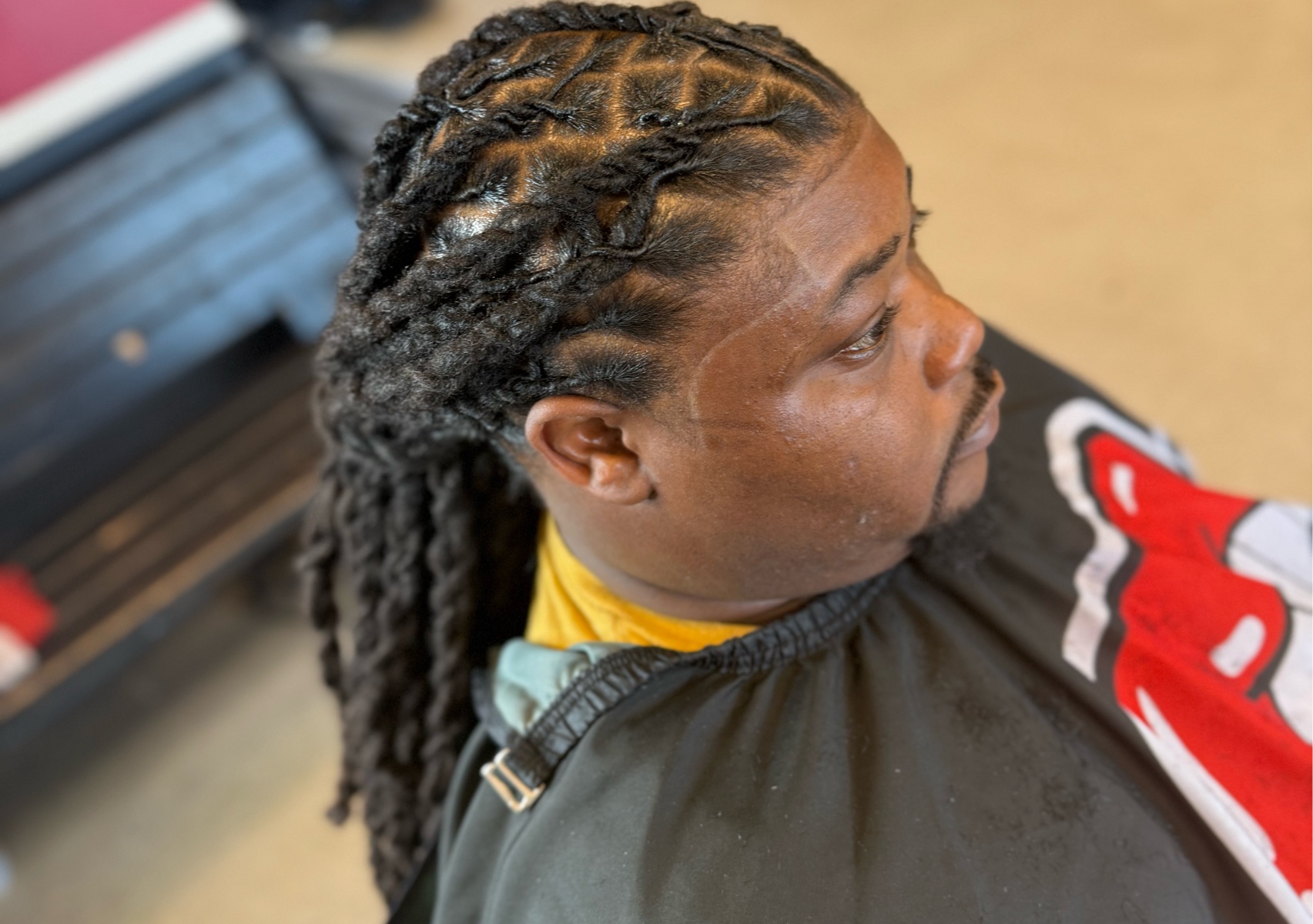 Loc Retwist(Past Shoulders)‼️MON.-THURS. ONLY‼️