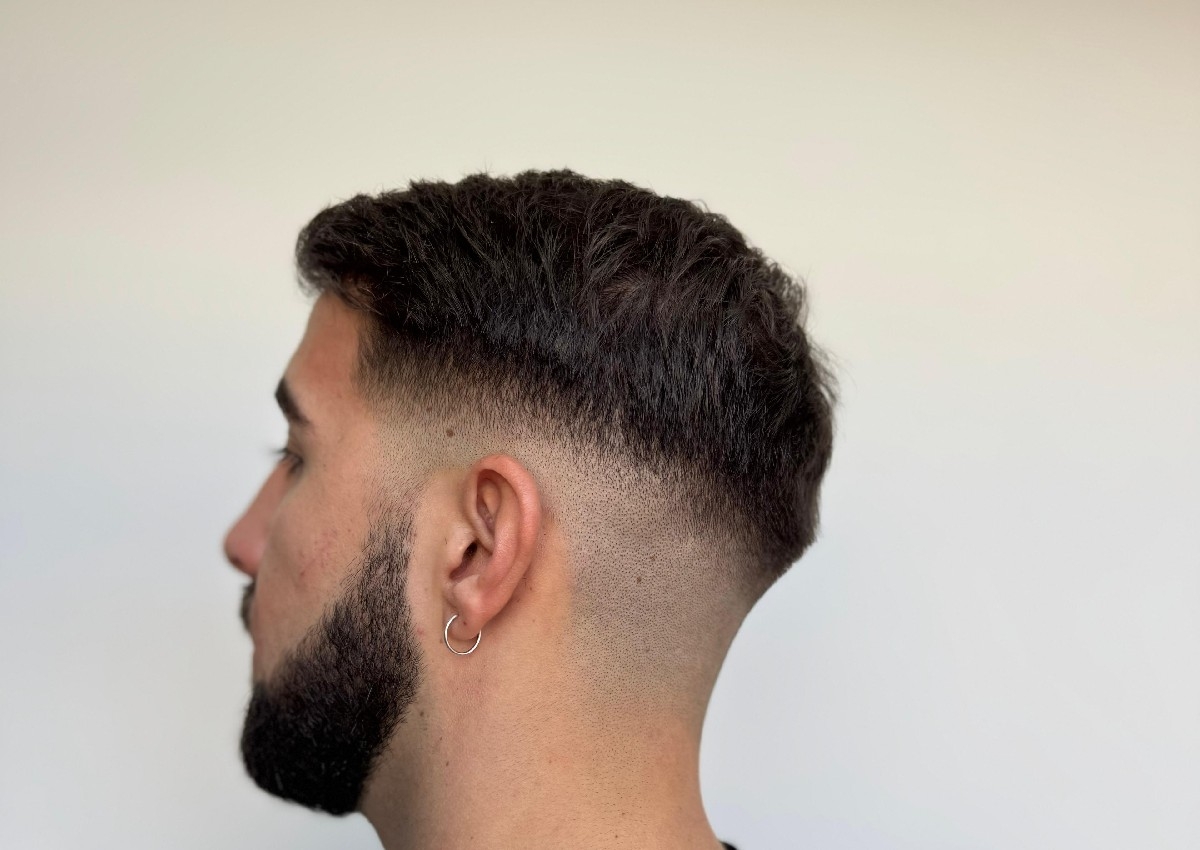 Corte homem elaborado