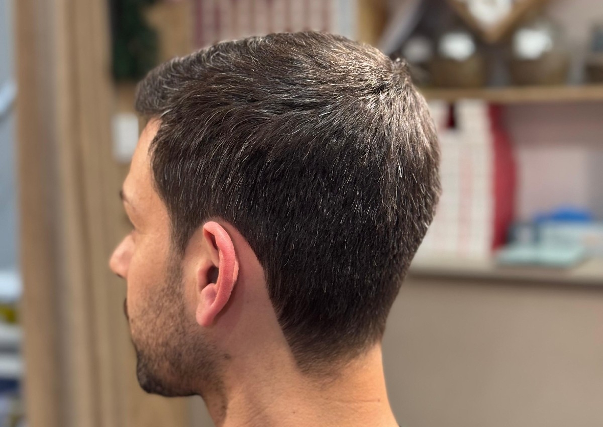 Corte homem simples