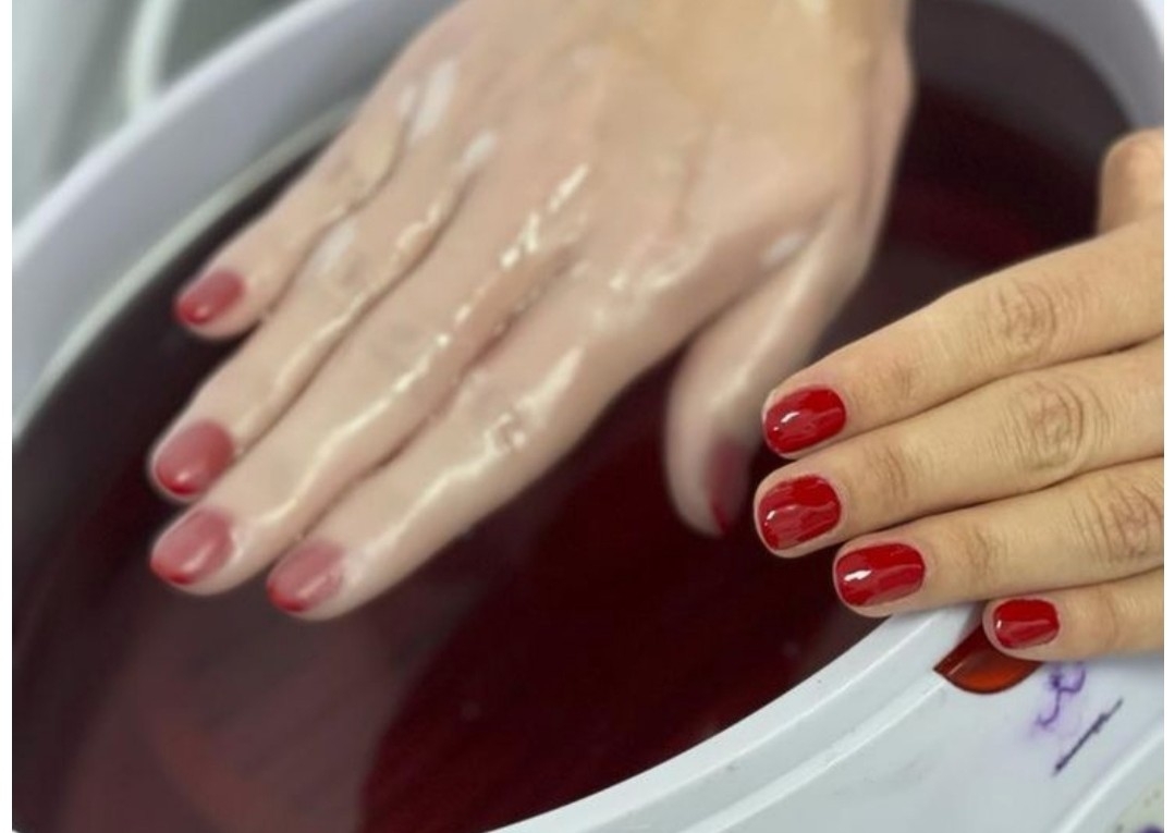 Manicure com parafina (SPA)