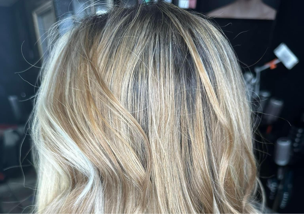 Faceframe con blond hair 