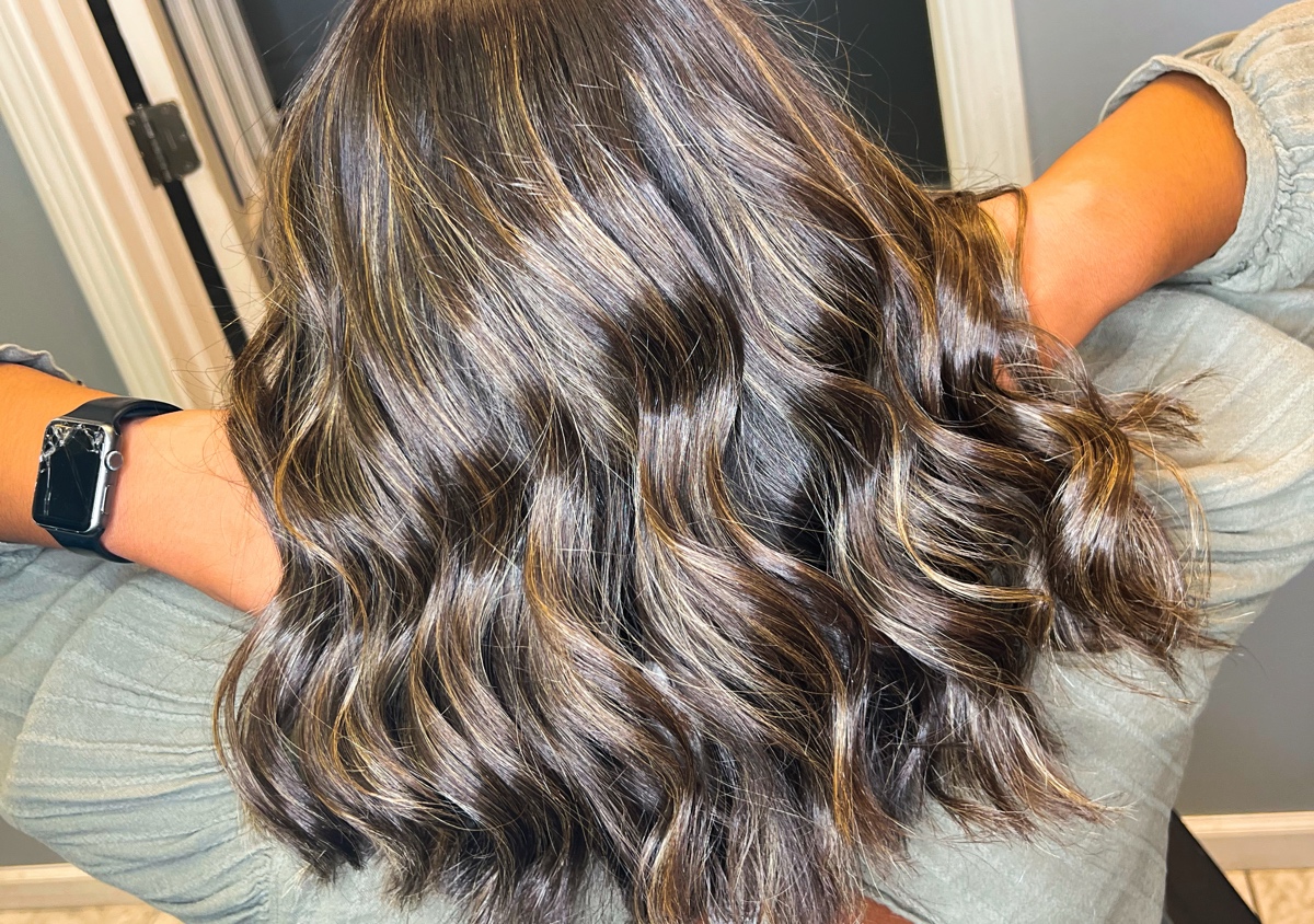 Shampoo Style + Haircut 