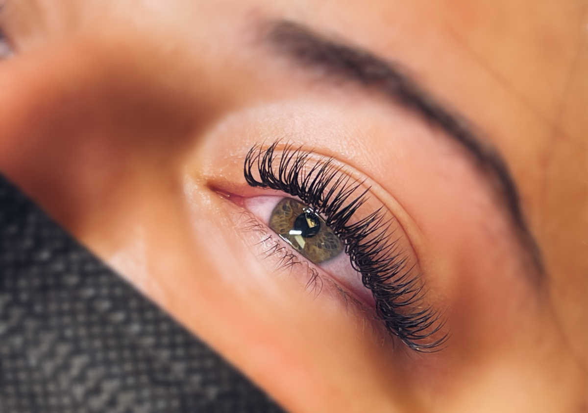 Classic Lash (Full Set) 