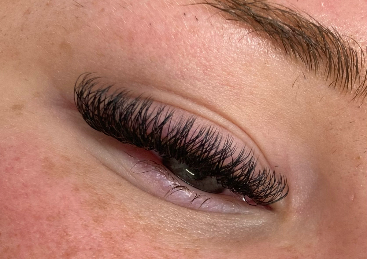 YY/Hybrid lashes