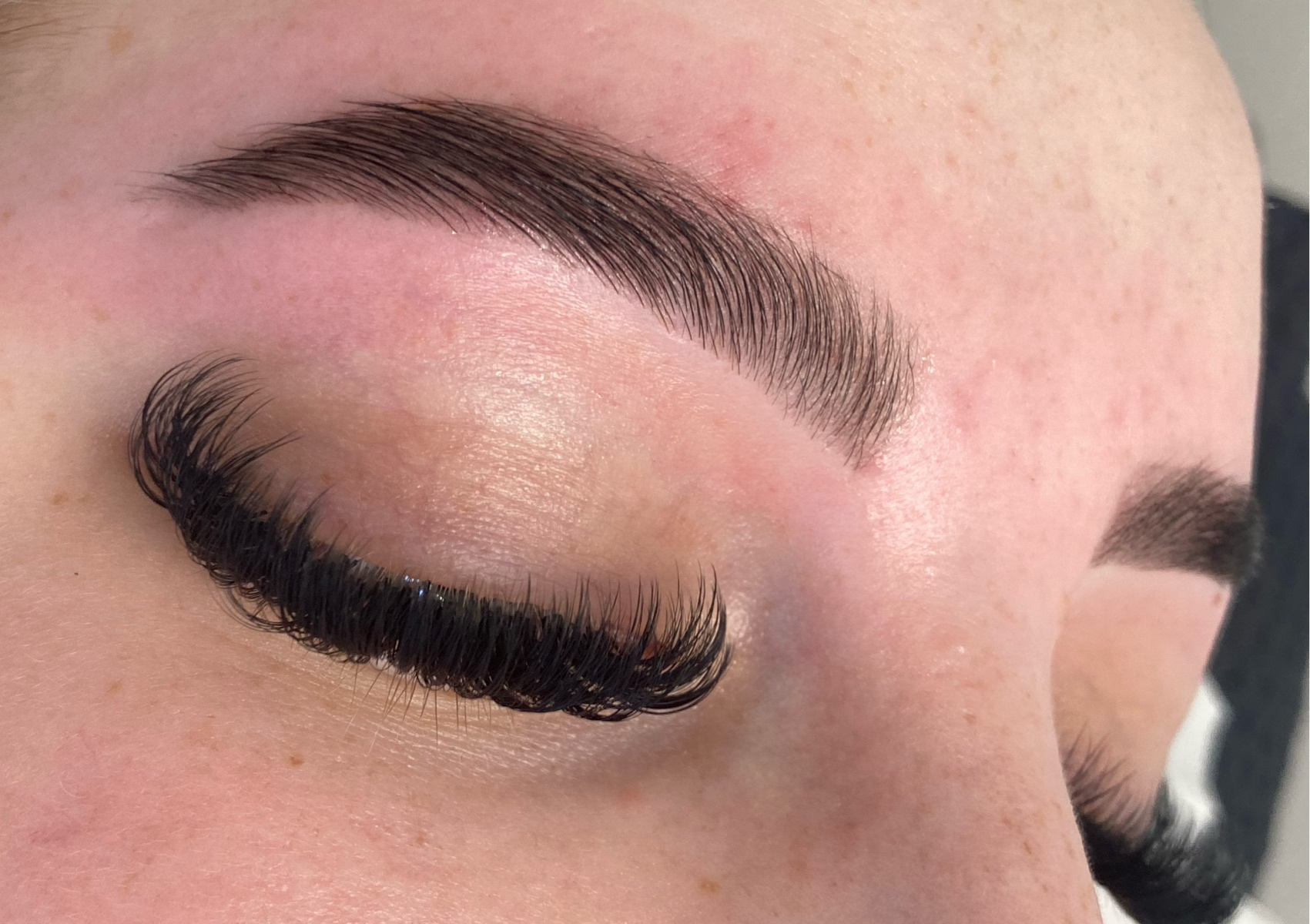 Brow wax & tint