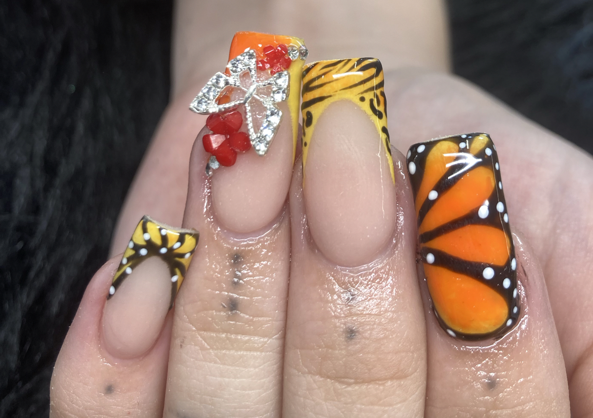 Infill with advanced nail art 