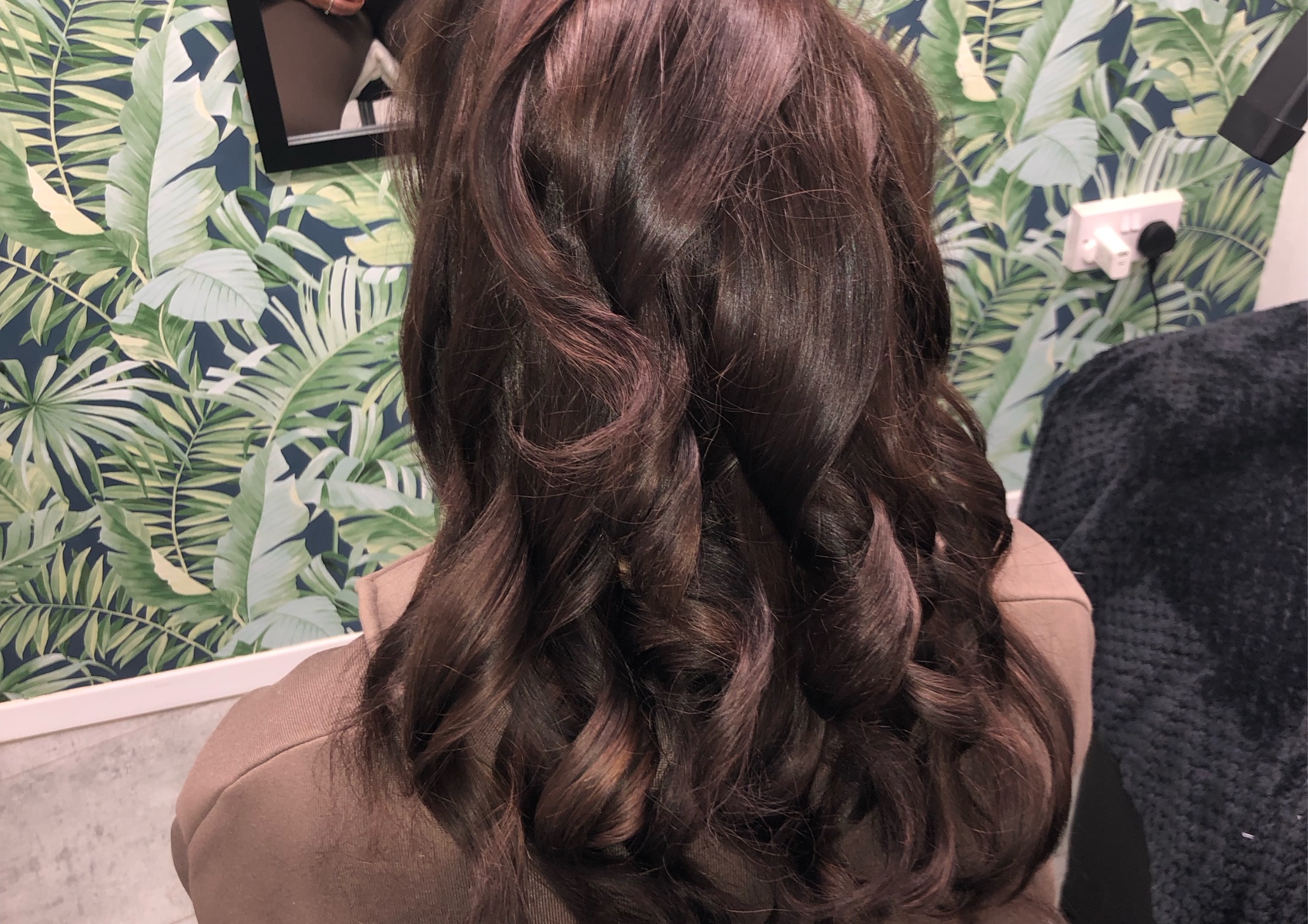 k18 bouncy blow dry (short-medium hair)