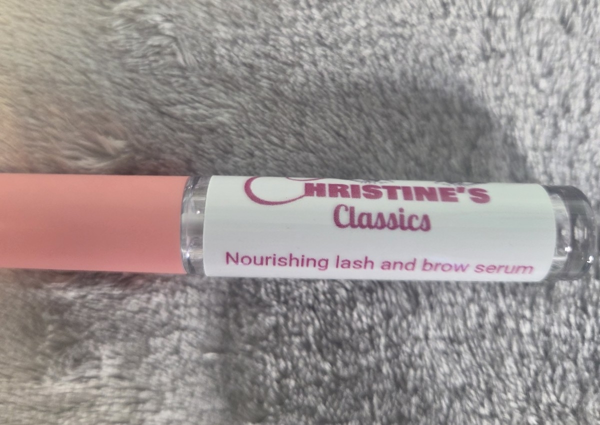 Lash and brow serum