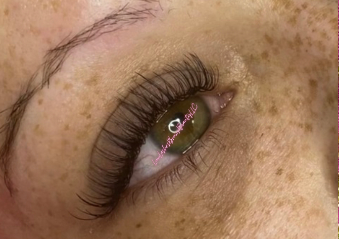 Light Classic Lash Full Set