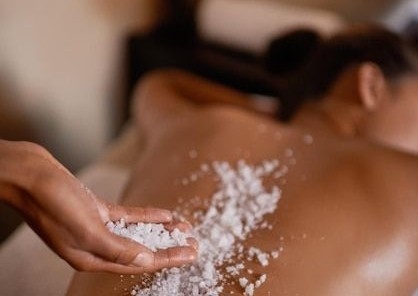 Deep cleansing back treatment 