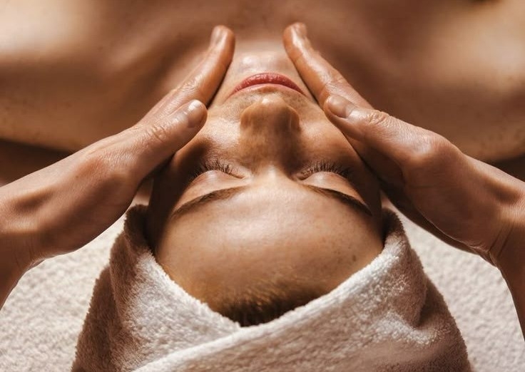 Facial With Massage 