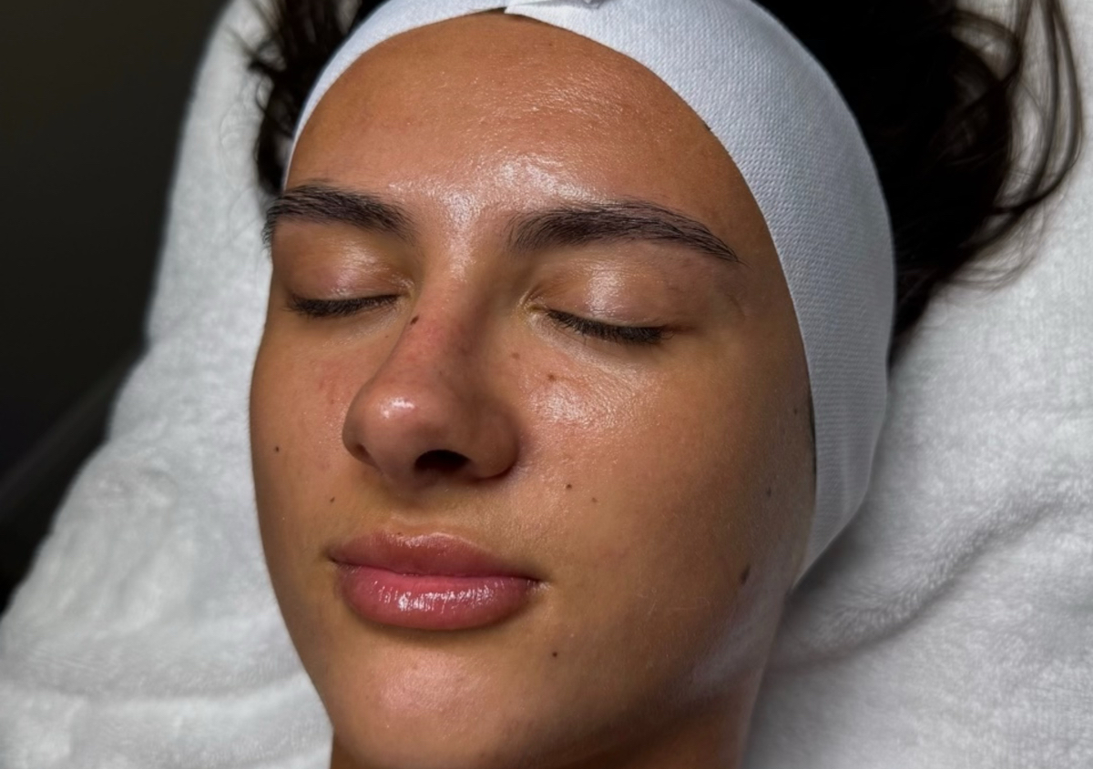 Signature Glow Peel | Solène Skin  (1/3)