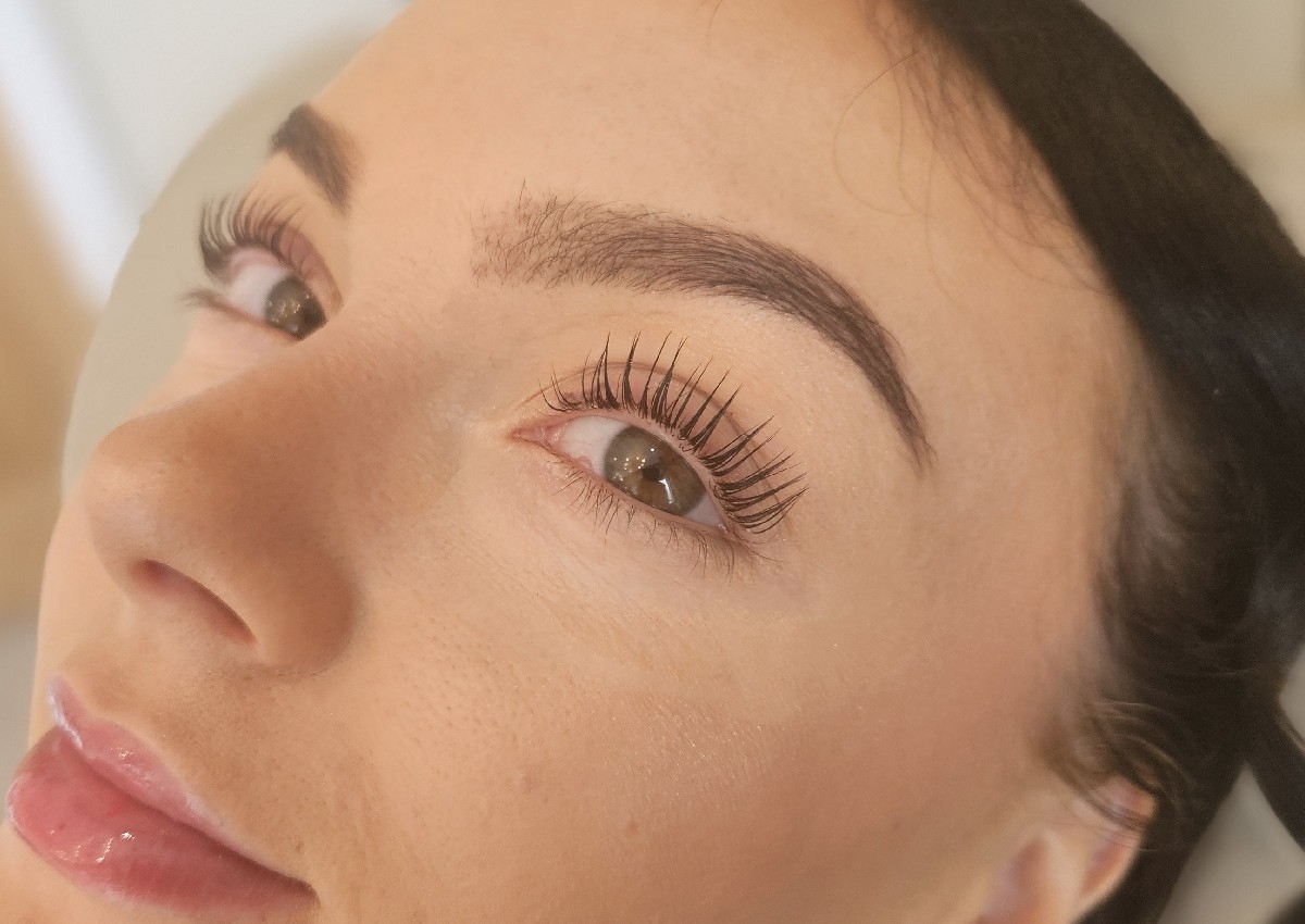 Korean las lift + henna brows