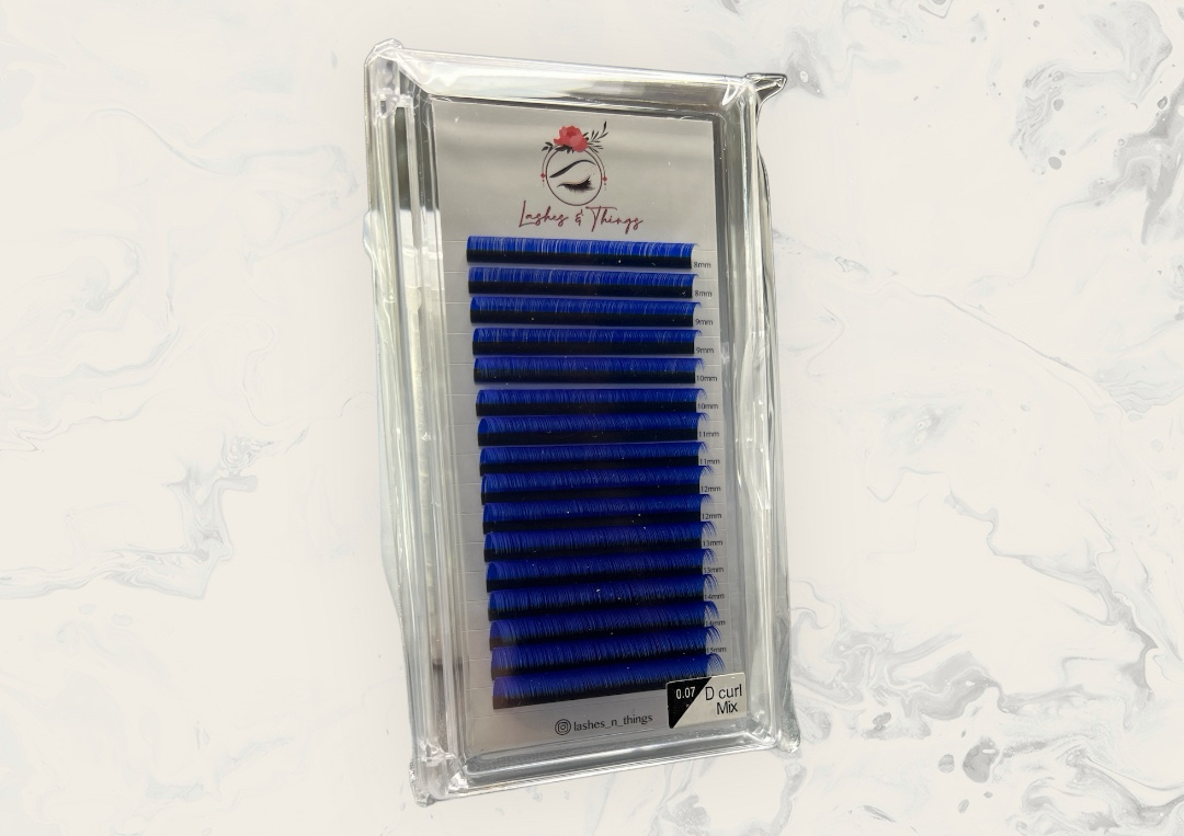 Blue lash extensions