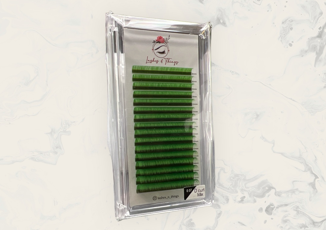 Green lash extensions