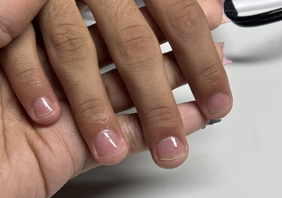 𝐌𝐚𝐥𝐞 𝐌𝐚𝐧𝐢𝐜𝐮𝐫𝐞 