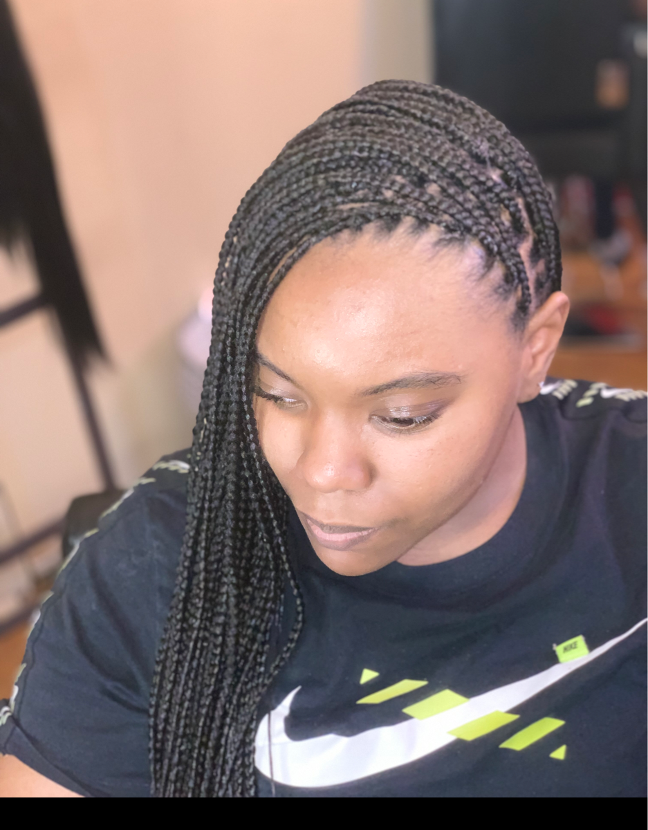 Small knotless braids - Adult