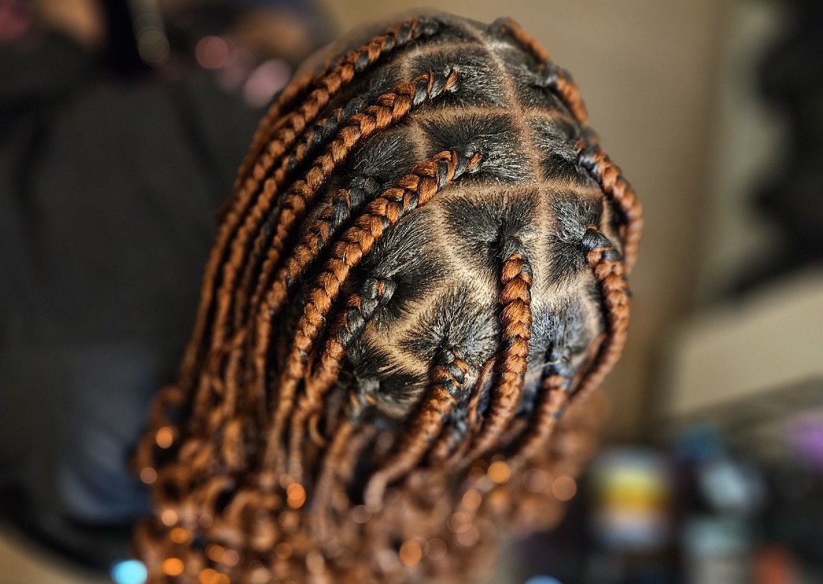 Large Knotless Braids